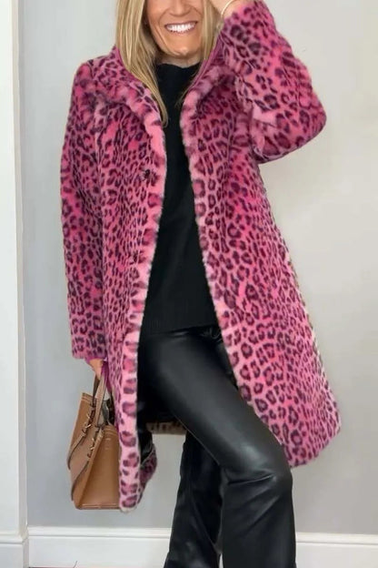 Féline Élégance | Manteau Léopard Douillet